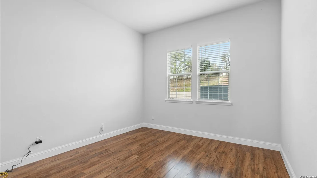 Photo of 3225 hawthorne