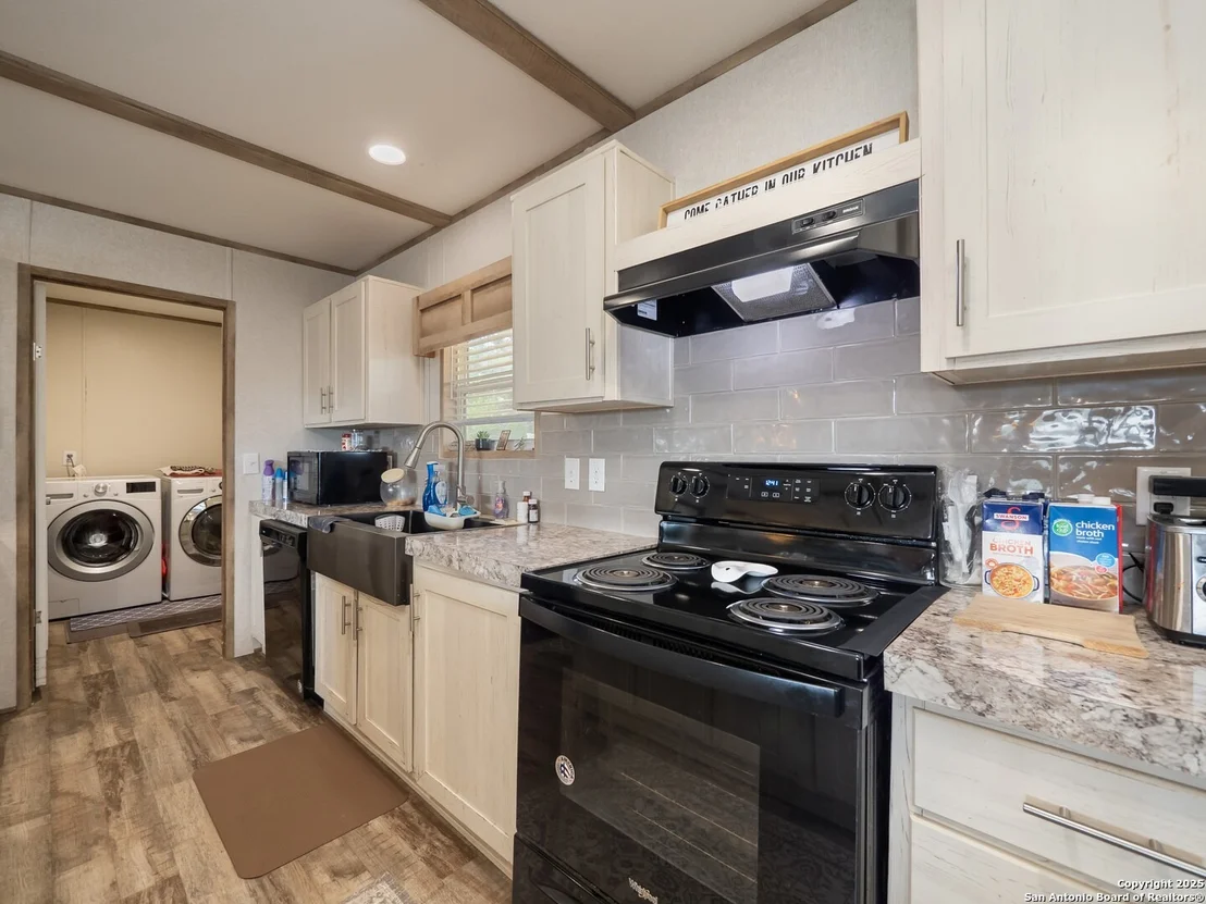 Photo of 385 Ridge Trail