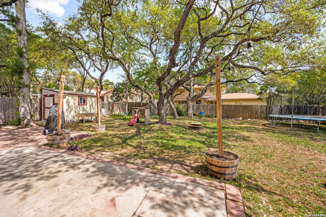 Photo of 2037 Windy Trl