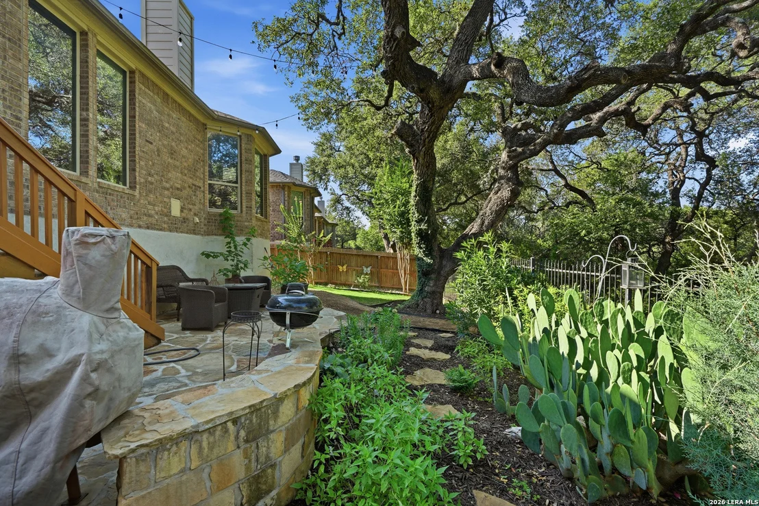 Photo of 21106 Capri Oaks