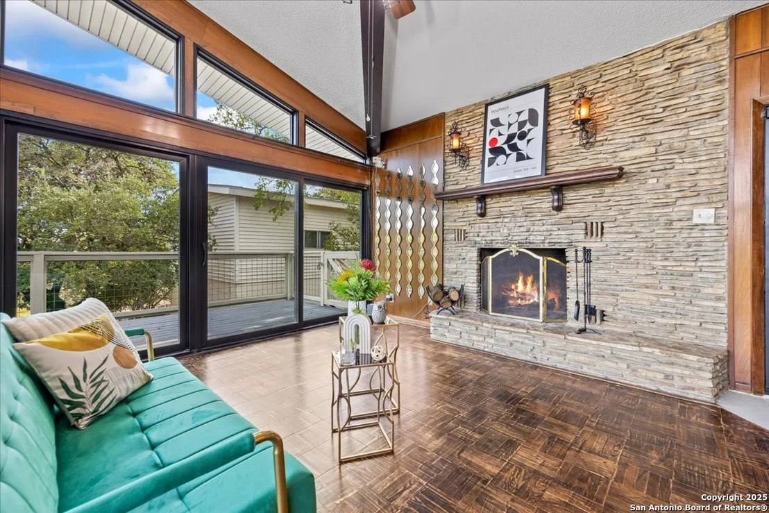 Photo of 4250 Tanglewood Trl