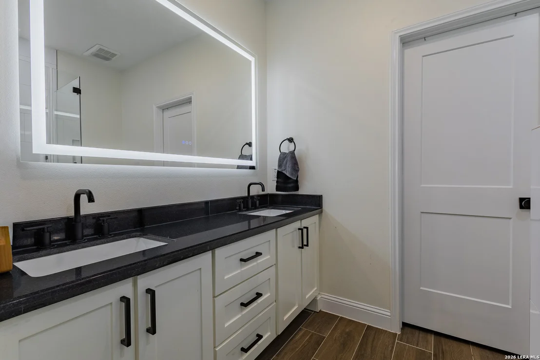 Photo of 709 Encinal Drive