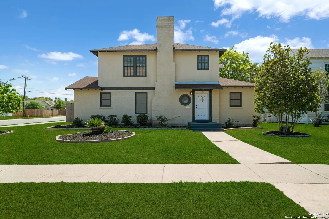 Photo of 501 Del Mar