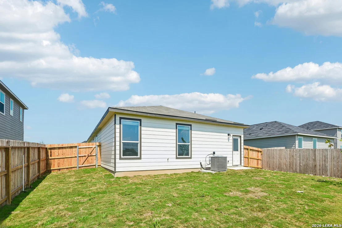 Photo of 4125 WOODSIDE DR