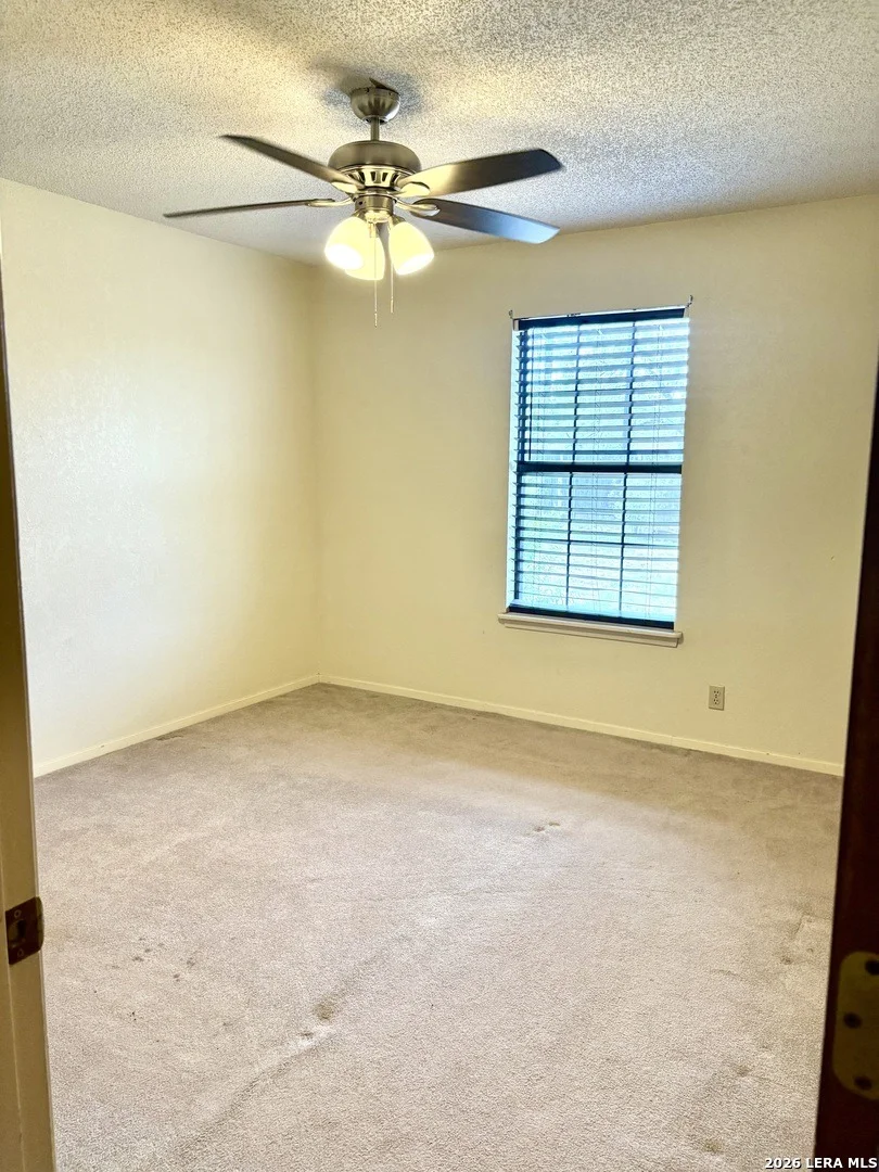 Photo of 413 W AVENUE X