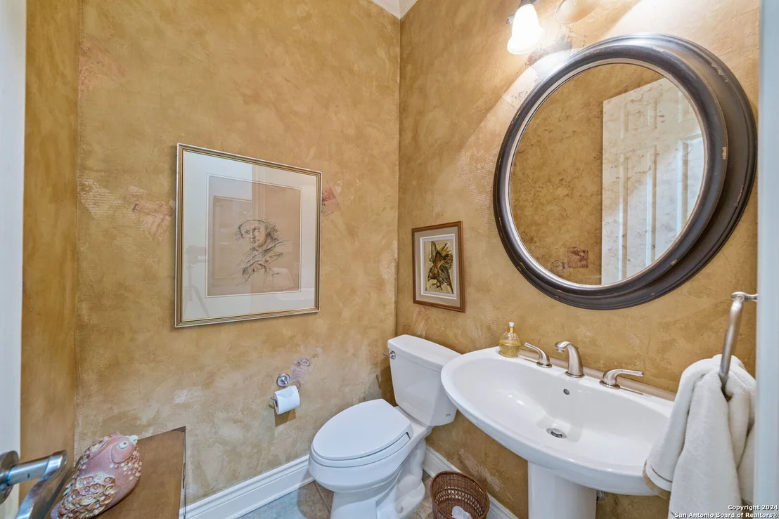 Photo of 24910 ESTANCIA CIR