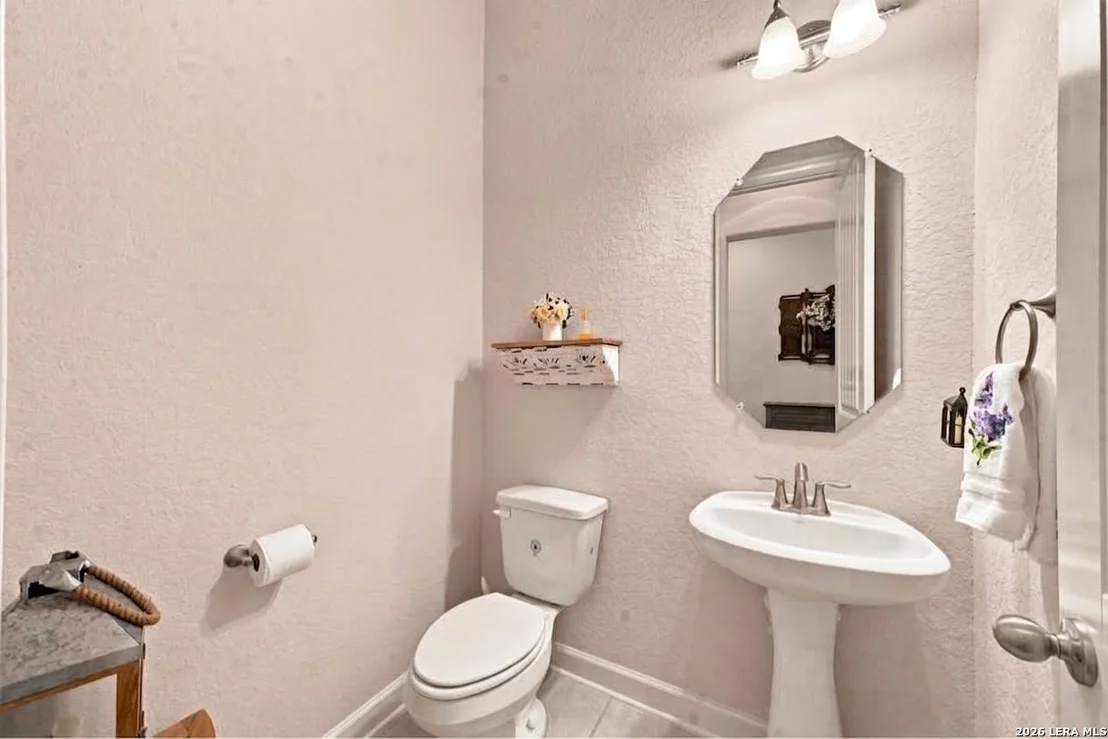 Photo of 980 Water Oak