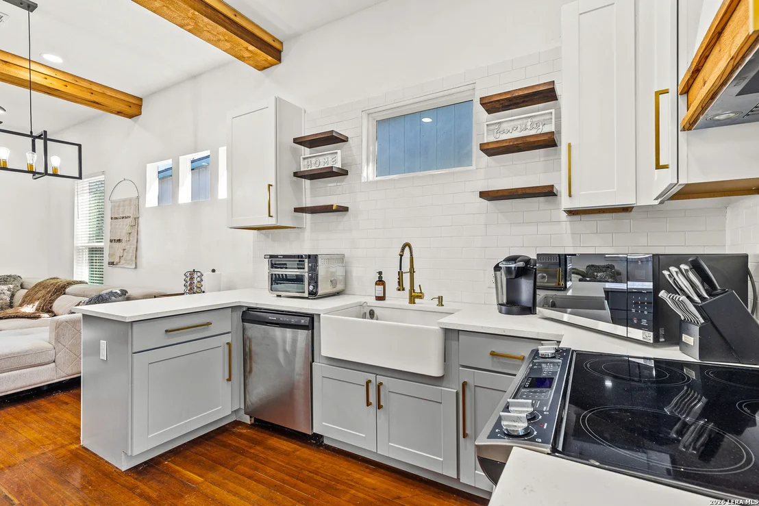 Photo of 318 Belmont