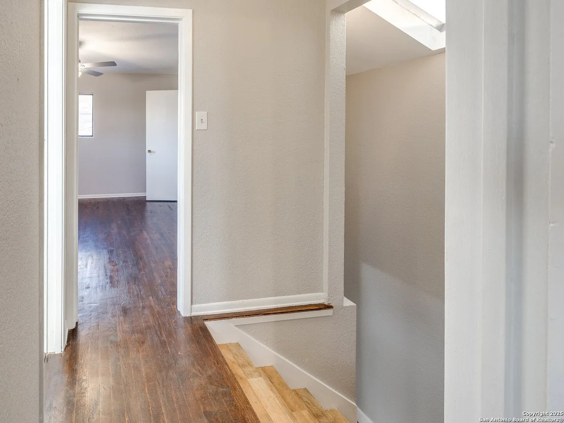Photo of 302 REGENT