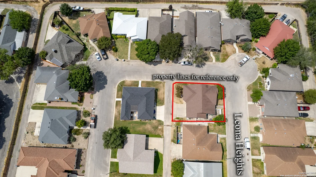 Photo of 6 Leona Heights
