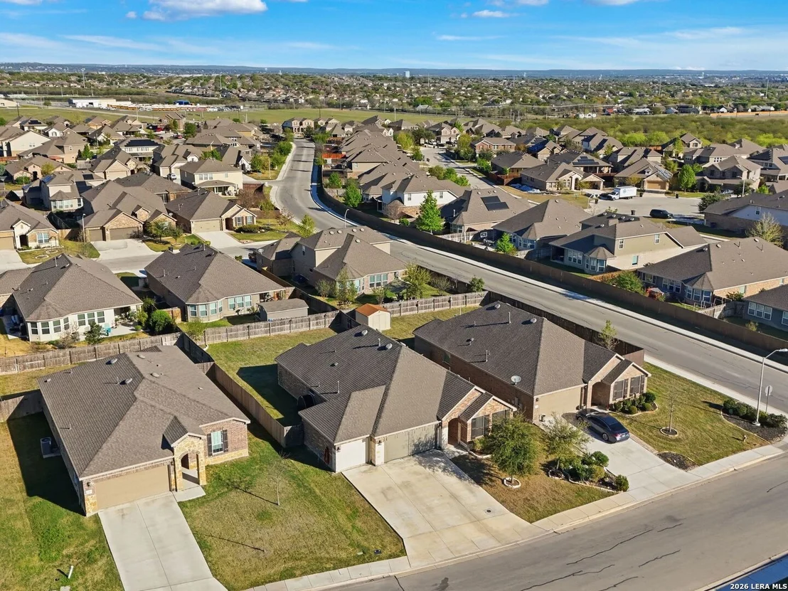Photo of 642 Rusty Gate Way