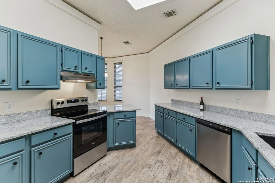 Photo of 7009 Jefferson Ridge