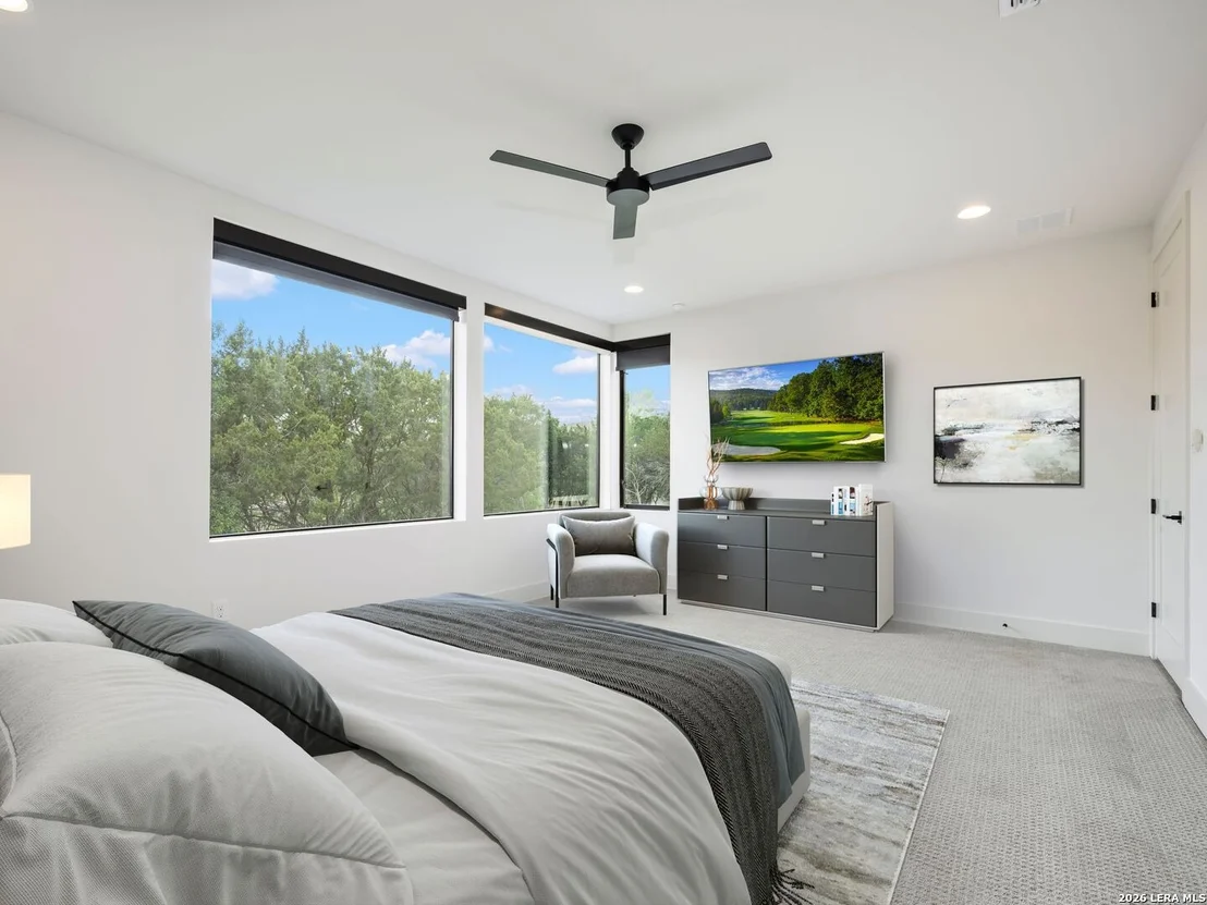 Photo of 211 Wellesley Hill