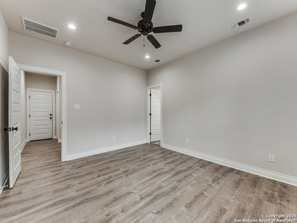 Photo of 122 River View