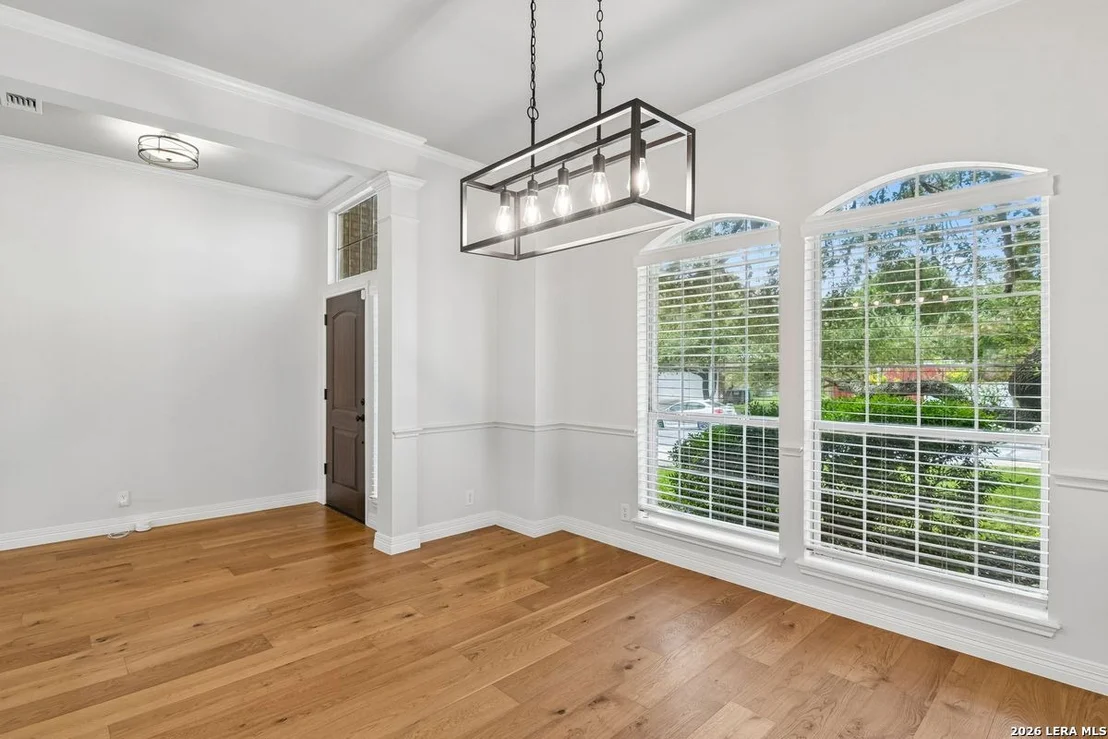 Photo of 24934 CRESCENT TRCE