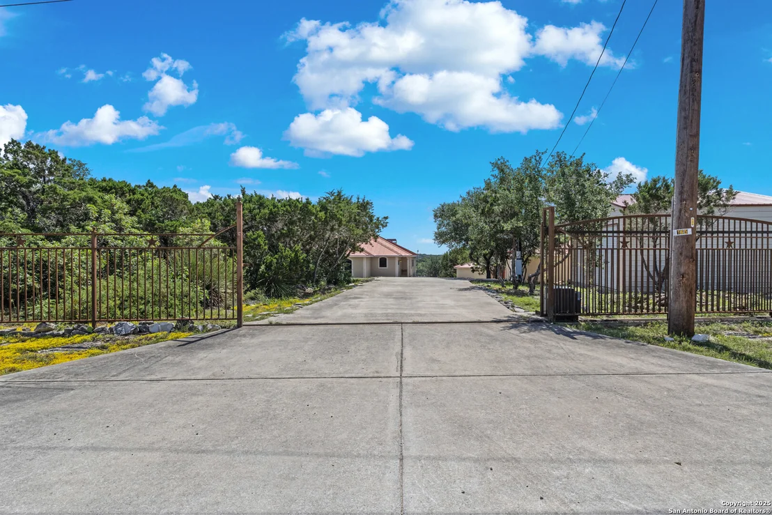 Photo of 165 County Road 2740