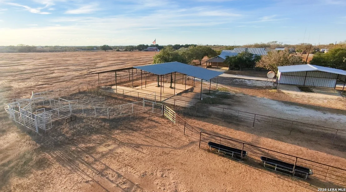 Photo of 375 Bluntzer Rd