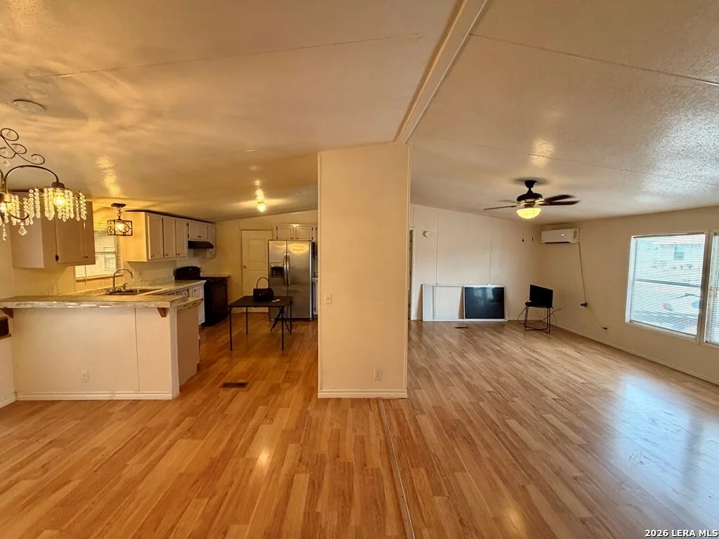 Photo of 3891 Cross Creek Dr