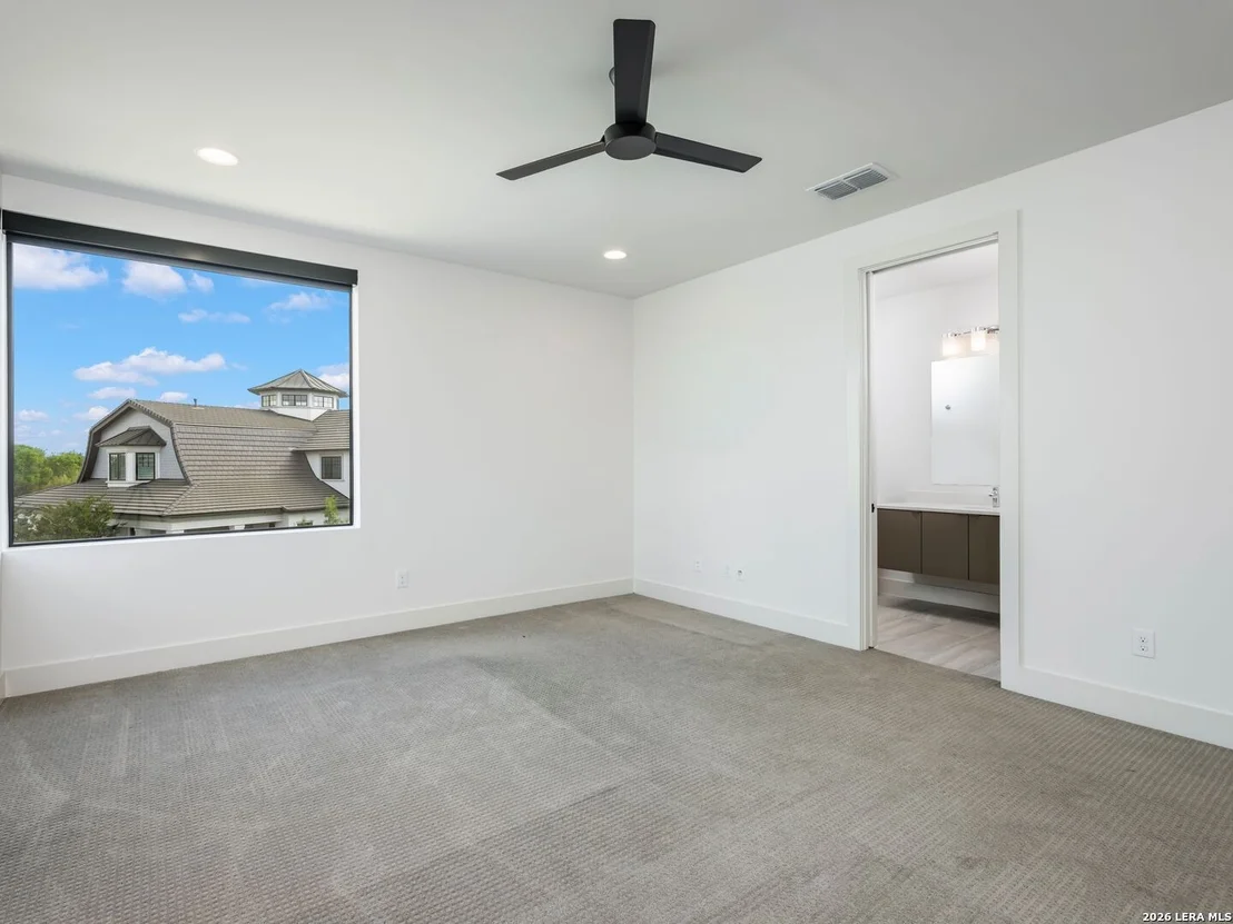 Photo of 211 Wellesley Hill