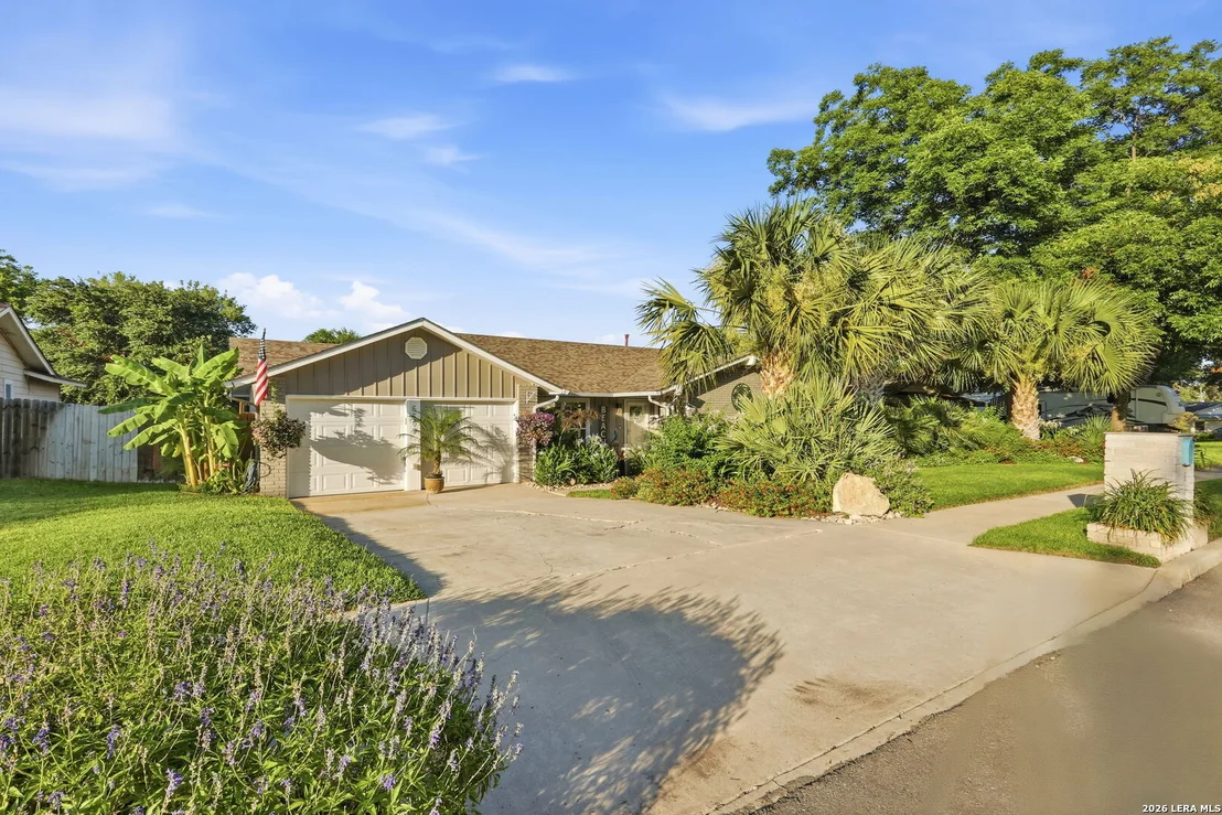 Photo of 6607 CLOVERBEND ST