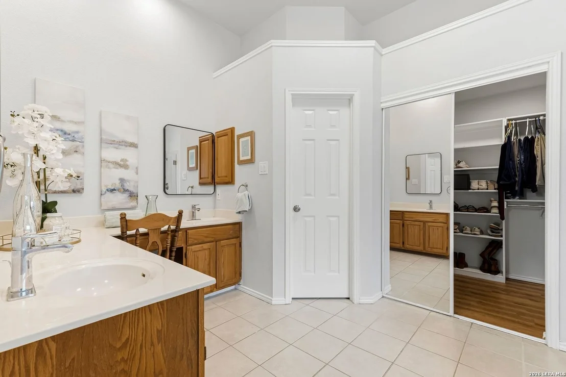 Photo of 14318 Rush Wood