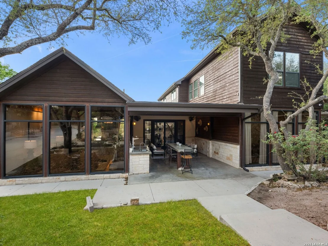 Photo of 1146 VICTORIA LN