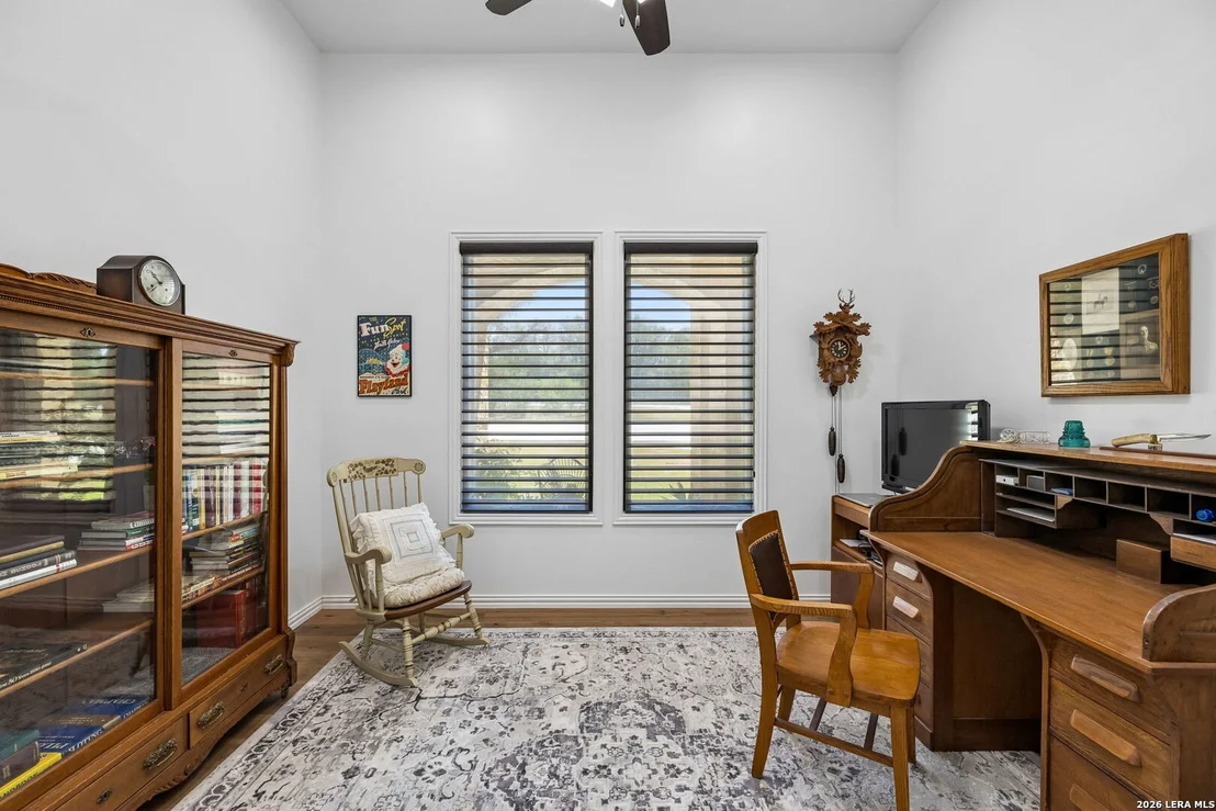 Photo of 879 LATIGO BLVD