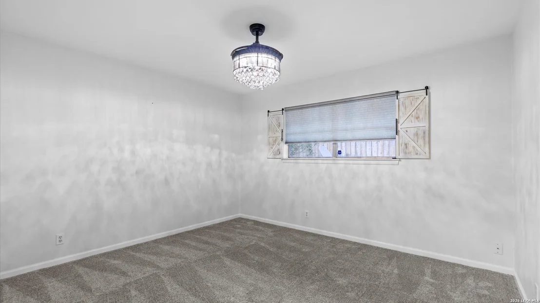 Photo of 425 Crestwind