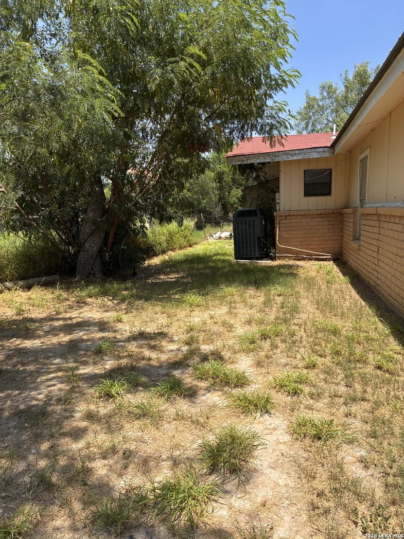 Photo of 1398 Wilson