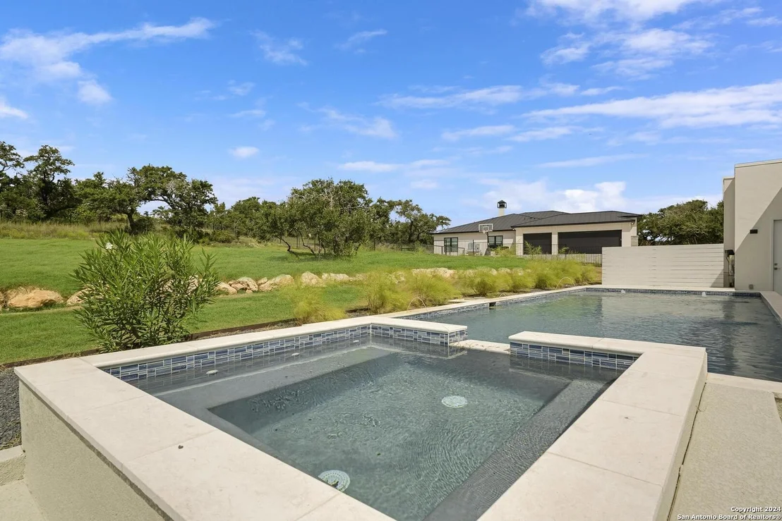 Photo of 25907 Morhiss Pt