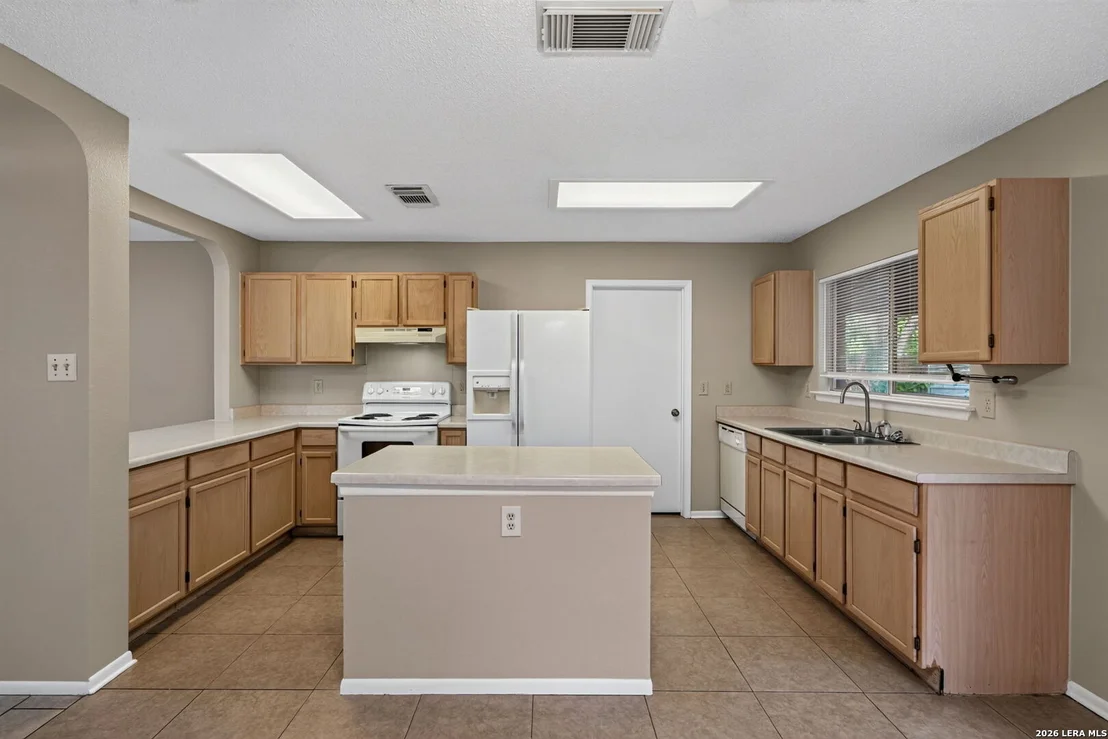 Photo of 916 ABERCORN