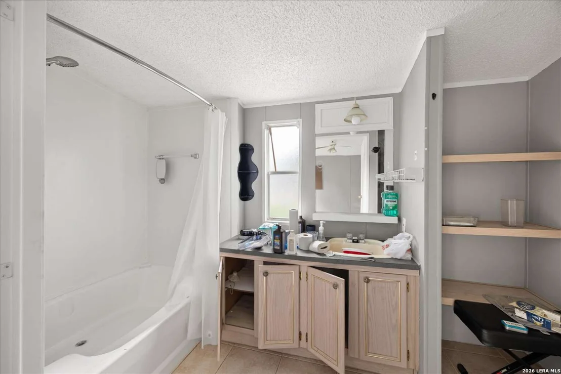 Photo of 313 N WALNUT WAY
