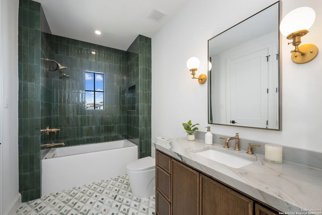 Photo of 7126 Bluff Strand