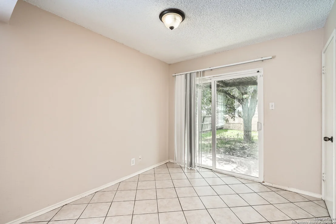 Photo of 7231 FERNVIEW