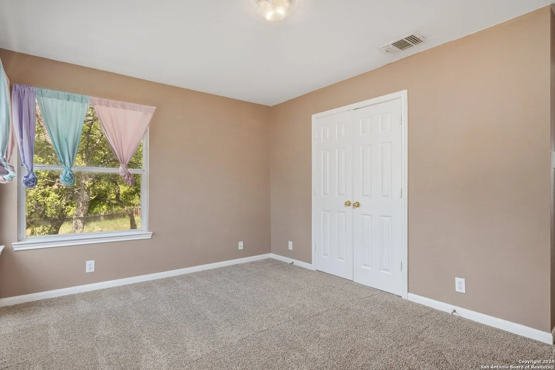Photo of 14018 POSSUM TREE RD