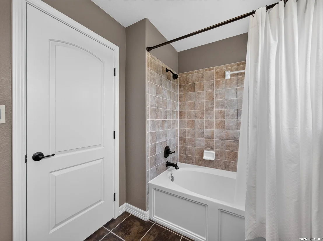 Photo of 227 Ski Plex Dr