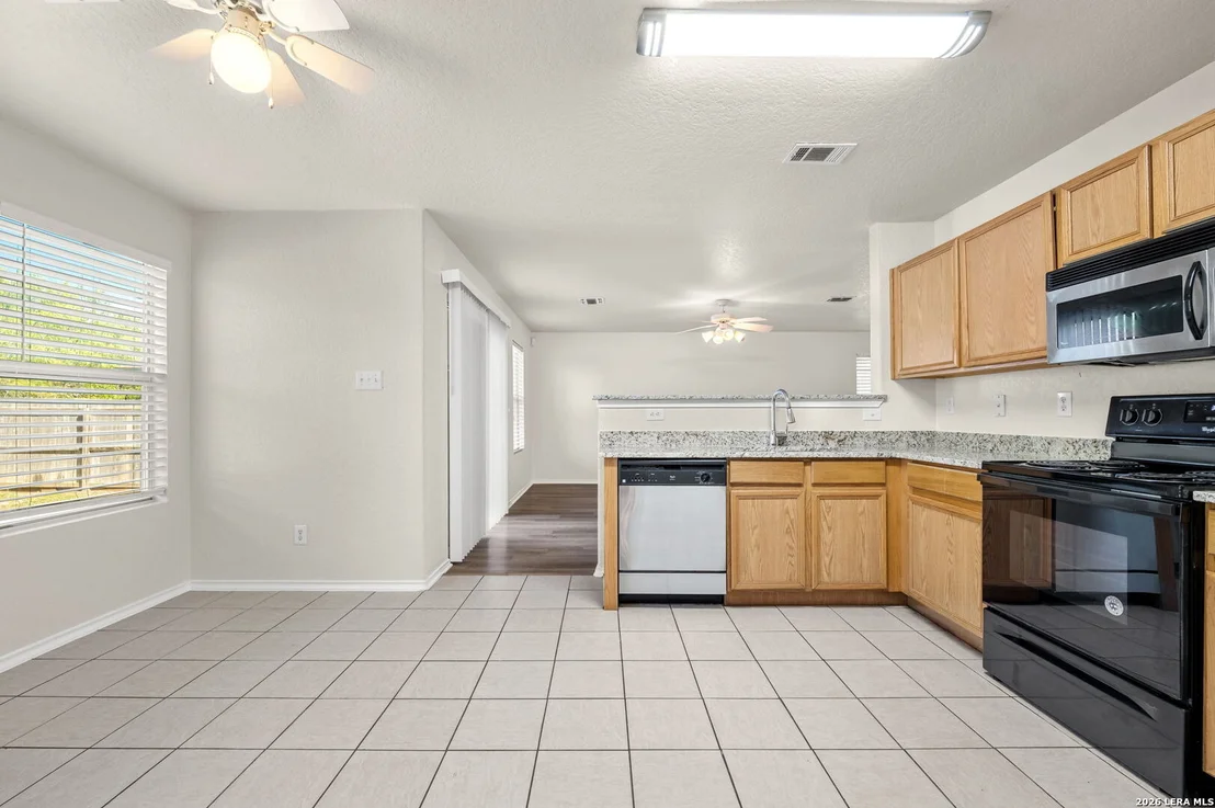 Photo of 9131 LAGUNA FLS