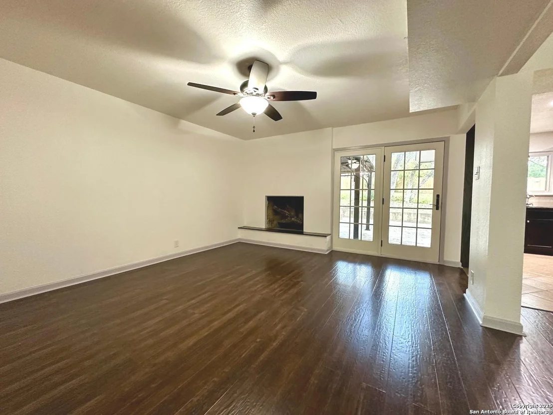 Photo of 10618 Cedar Elm