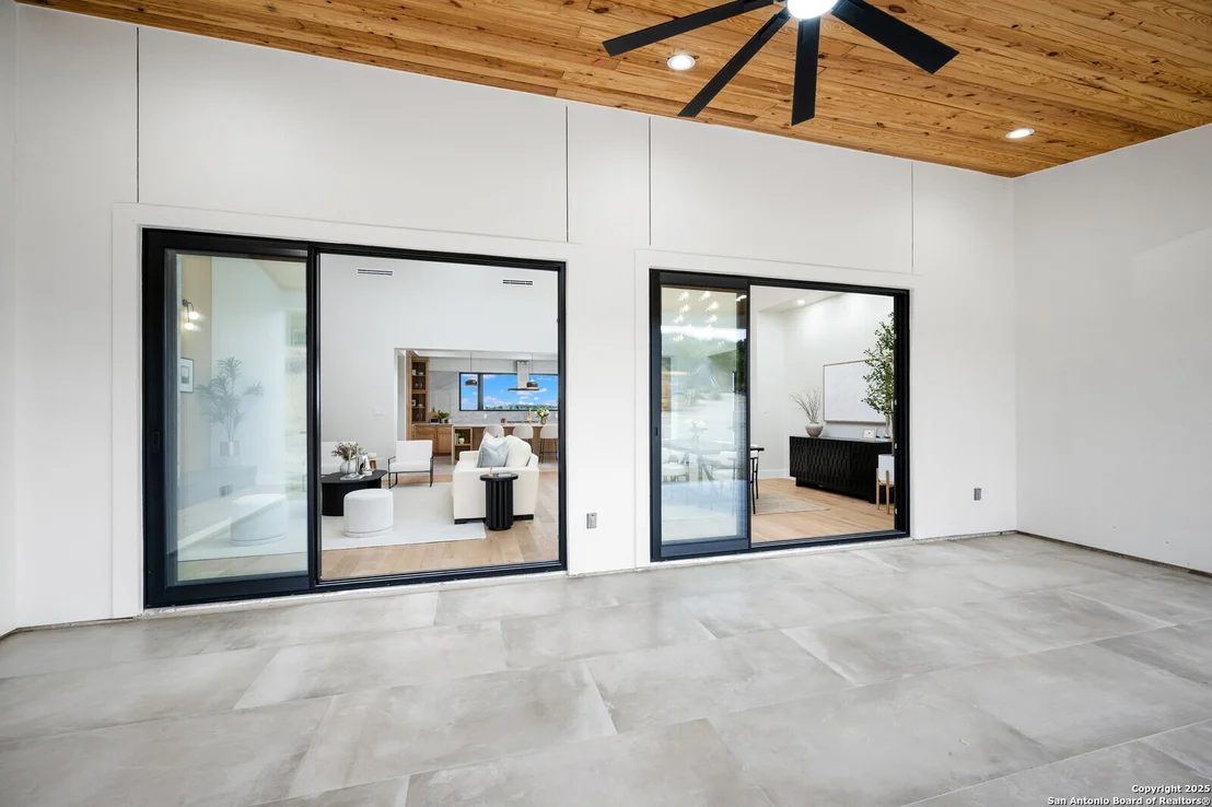 Photo of 9539 Lenox Hill