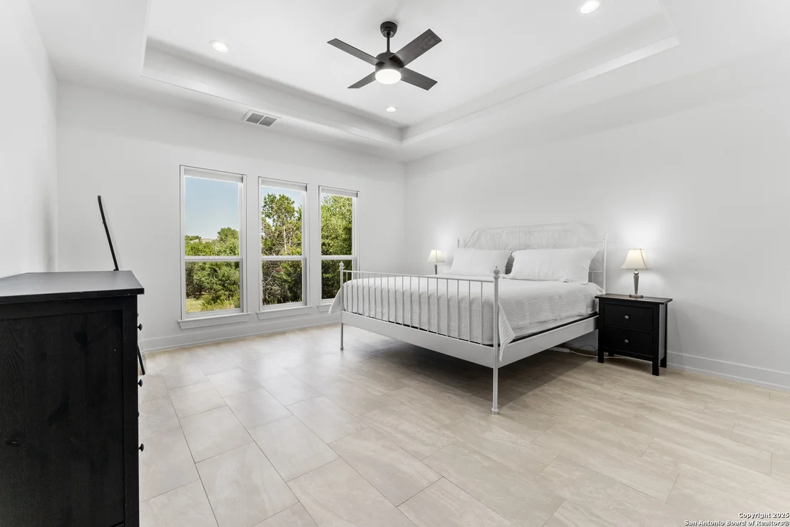 Photo of 1101 Persimmon