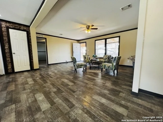 Photo of 833 Cimarron