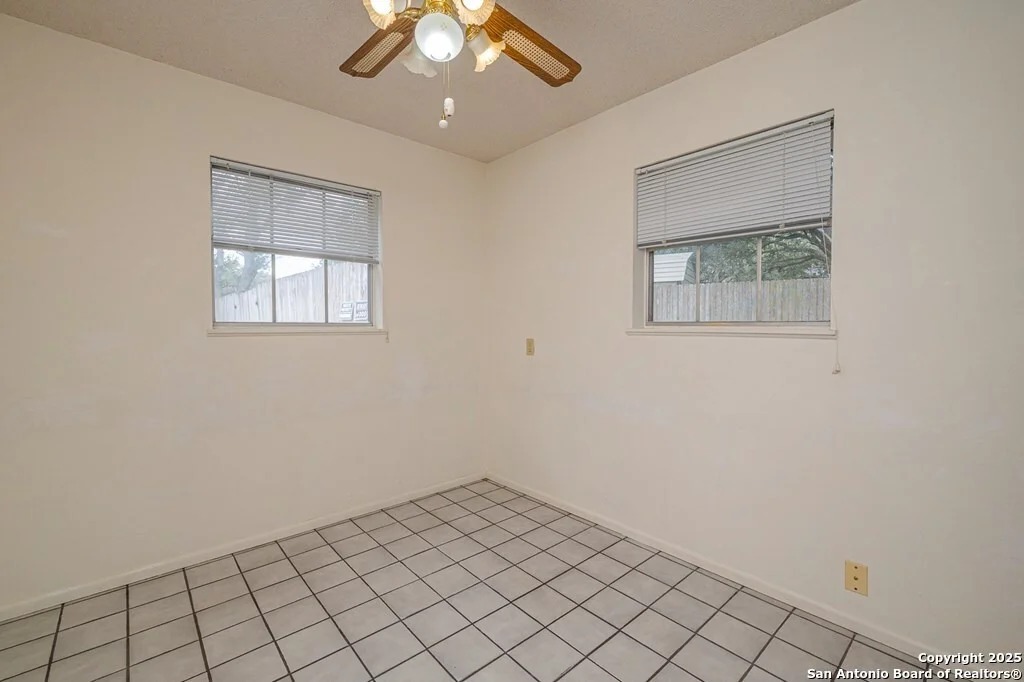 Photo of 23 Encino Loma