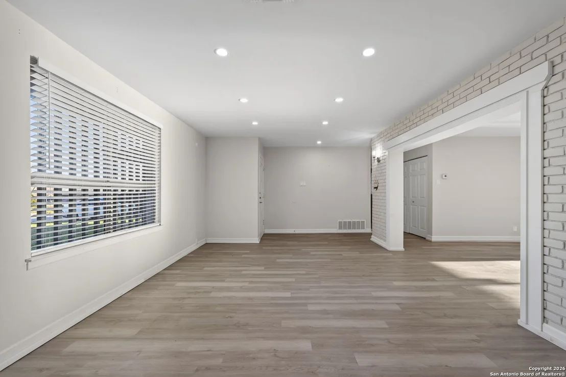 Photo of 1013 North Blvd