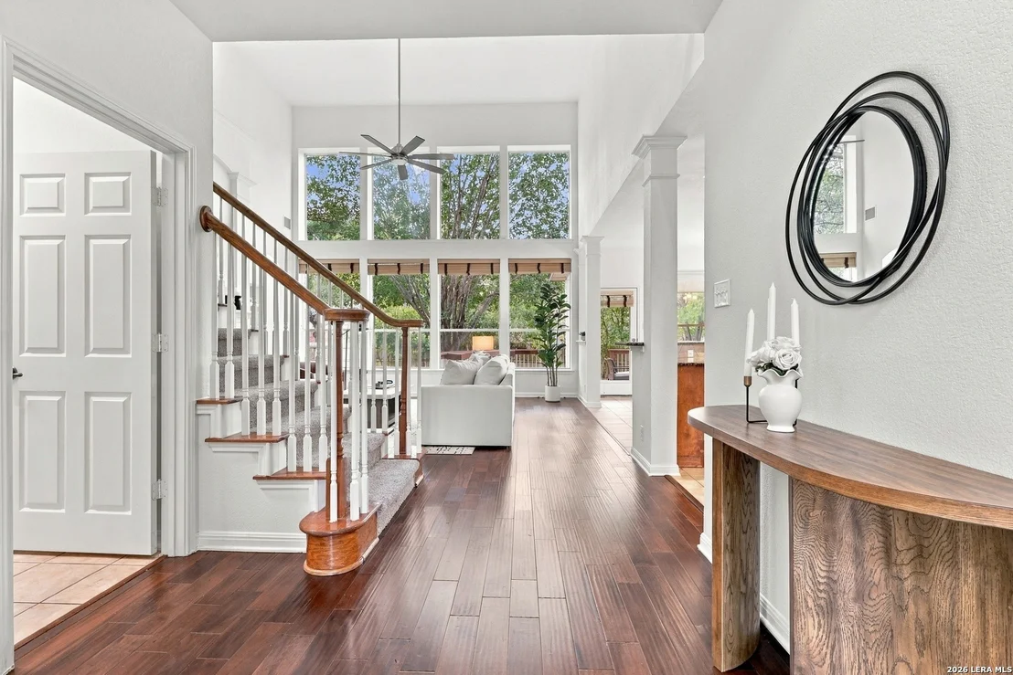 Photo of 18619 Rogers Pl