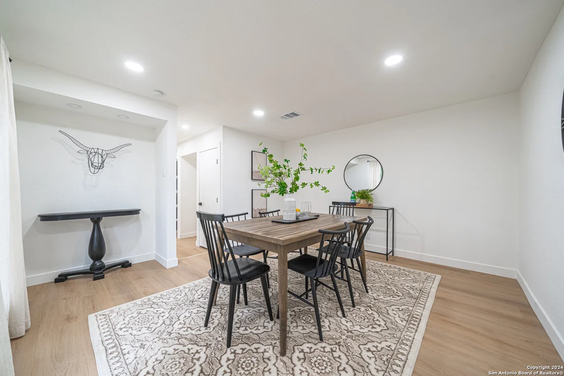 Photo of 3127 COLONY DR