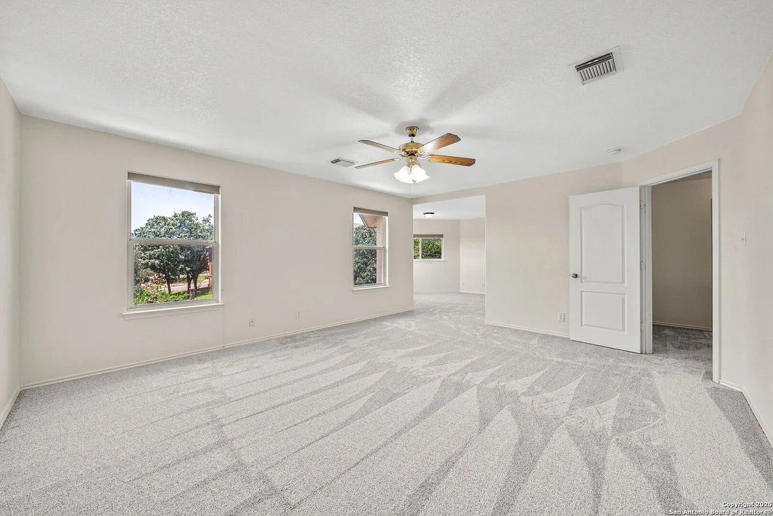 Photo of 21907 Kenton Croft
