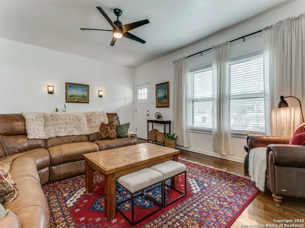 Photo of 223 Thorain
