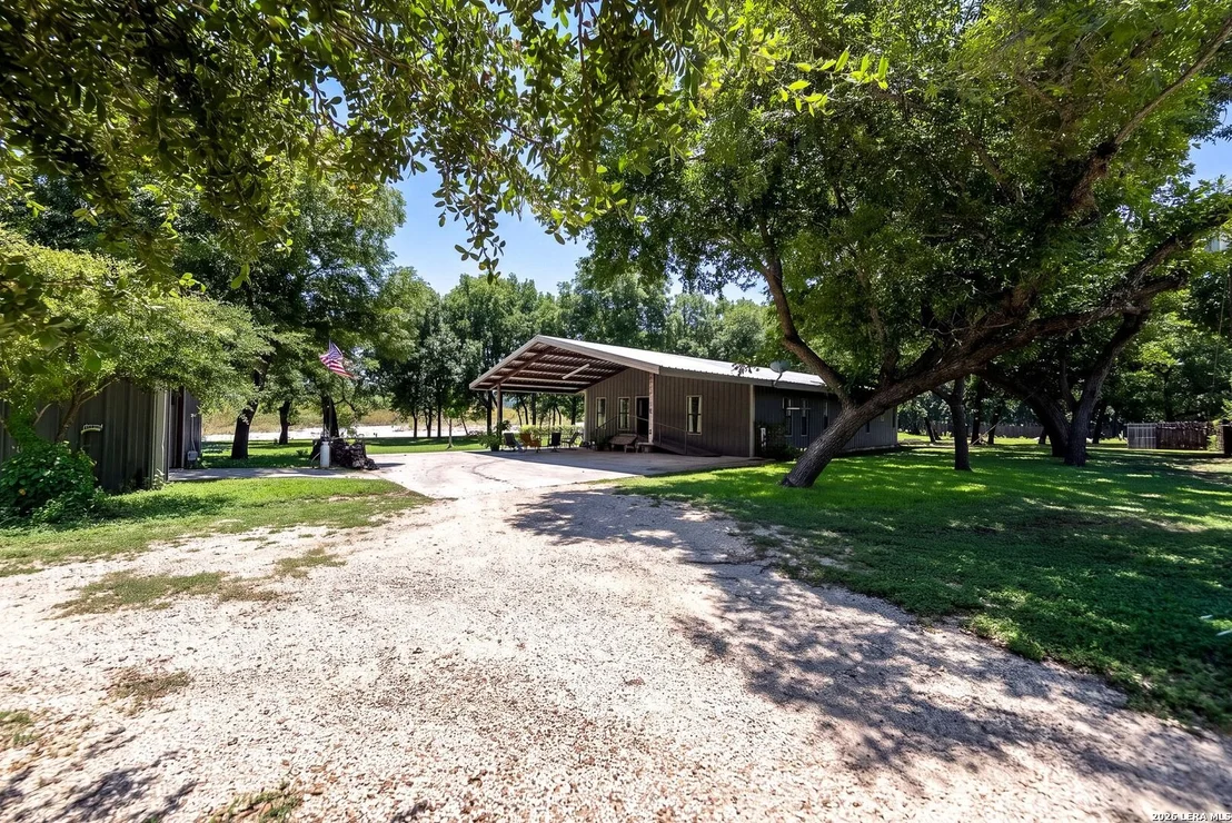 Photo of 27046 State Highway 55