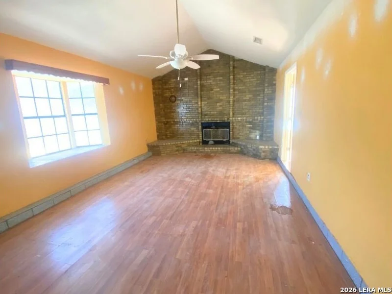Photo of 402 RAMON ST