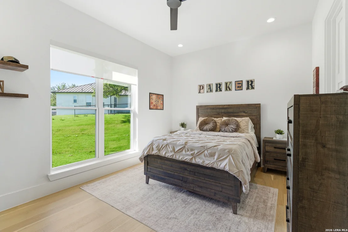 Photo of 9815 Midsomer Pl